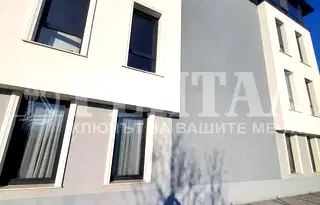 Двустаен апартамент с голяма тераса в Остромила, Пловдив