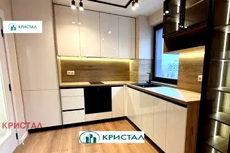 Двустаен апартамент с луксозно обзавеждане в Остромила, Пловдив