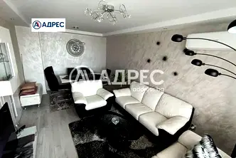 Двустаен апартамент в Раз, Освобождение
