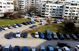 Непреходен двустаен апартамент с югоизточна тераса в Овча купел 1
