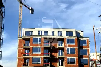 Двустаен апартамент с балкон близо до метростанция в Овча купел 2