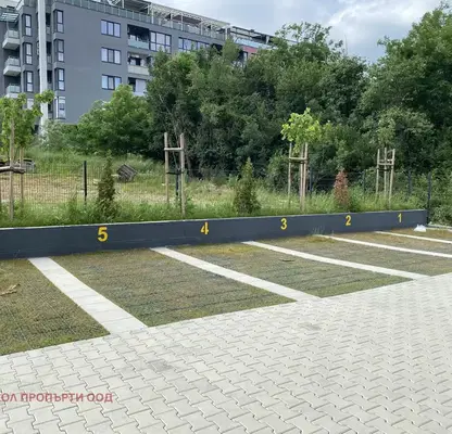 Снимка 5 — Двустайно жилище с тераса в нова сграда в Овча купел 2