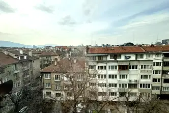 Голям двустаен апартамент с италианска кухня на ул. Черковна, Подуяне