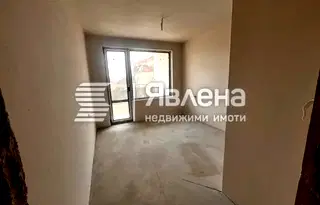 Двустаен апартамент в Благоев, Широк център
