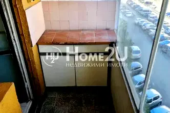Двустаен апартамент с отделна кухня в Славейков, Бургас