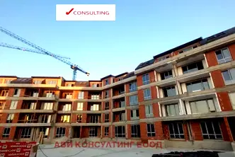 Двустаен апартамент в София, Славия
