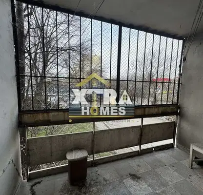 Снимка 3 — Двустаен апартамент в Сухата река с възможност за преустройство