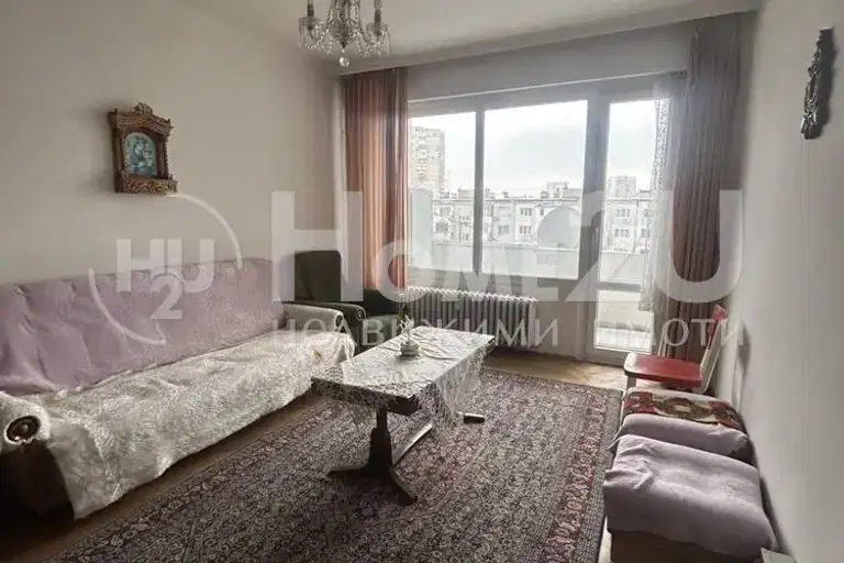 2-bedroom apartment in Sofiya, Tolstoi
