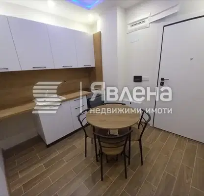 Снимка 5 — Двустаен апартамент в Пловдив, Тракия