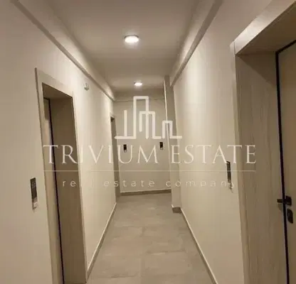 Снимка 3 — Двустаен апартамент с тераса в нов комплекс в Тракия, Пловдив