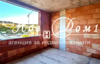 Светъл 2-стаен апартамент с тераса във Виница, Варна