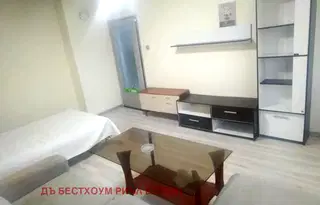 Двустаен апартамент във Варна, Владислав Варненчик 2