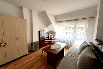 Двустаен тухлен апартамент с две тераси във Възраждане 1, Варна