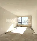 Слънчев двустаен апартамент с тераса във Възраждане 1, Варна