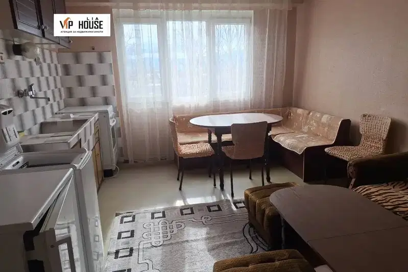 Двустаен апартамент в Пазарджик, Запад