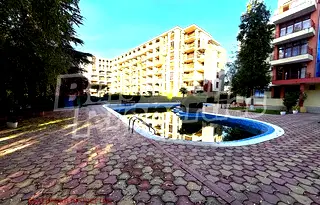 Двустаен апартамент в Бургас, к.к. Слънчев бряг