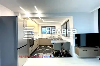 Двустаен апартамент в Бургас, к.к. Слънчев бряг