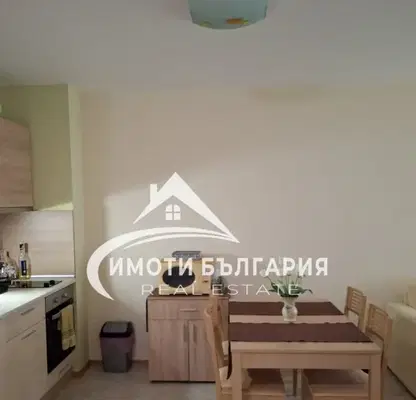 Снимка 3 — Двустаен апартамент в Добрич, Каварна