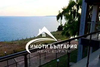 Двустаен апартамент в Добрич, Каварна