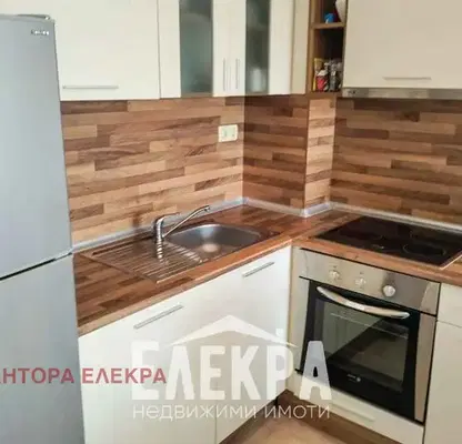 Снимка 3 — Двустаен апартамент във Варна, Бяла