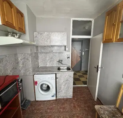 Снимка 2 — Едностаен апартамент в Шумен, 5-ти полк