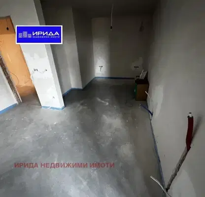 Снимка 3 — Едностаен апартамент с просторен хол и тераса в Бояна