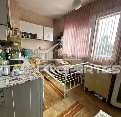 Снимка 3 — Едностаен апартамент с южно изложение в Дружба 2, София