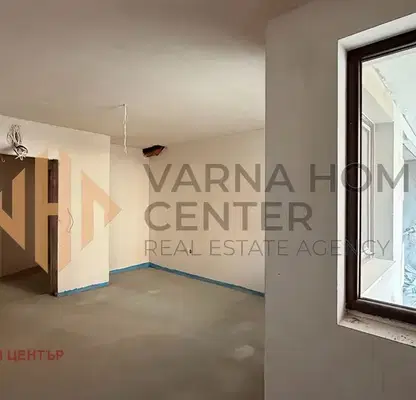 Снимка 3 — Партерен офис в нова сграда в ХЕИ, Варна с естествена светлина