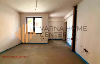 Партерен офис в нова сграда в ХЕИ, Варна с естествена светлина
