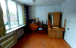 Студио с потенциал за ремонт в Красно село, София