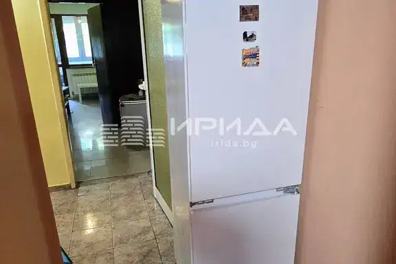 Двустаен апартамент с тераса в Младост 4, близо до метро