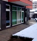 Магазин с витрина и възможност за жилище в Овча купел