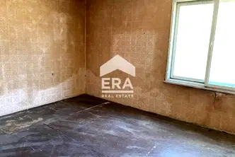 Етаж от къща в с. Тополи