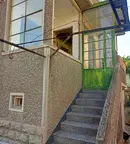 Етаж от къща в Шумен, Басейна