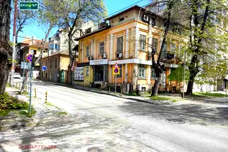 Етаж от къща във Варна, Център