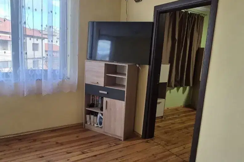 Етаж от къща в Кюстендил, Център