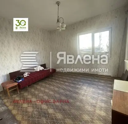 Снимка 3 — Етаж от къща във Варна, Цветен квартал