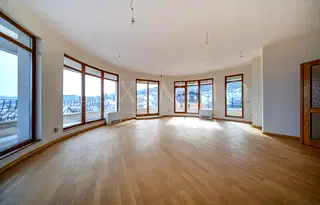 Етаж от къща в София, Симеоново
