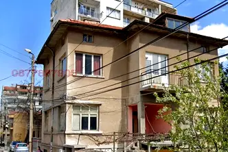 Етаж от къща в Хасково, Училищни