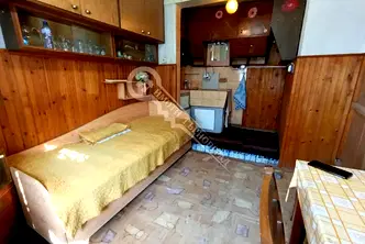 Етаж от къща във Велико Търново, Варуша
