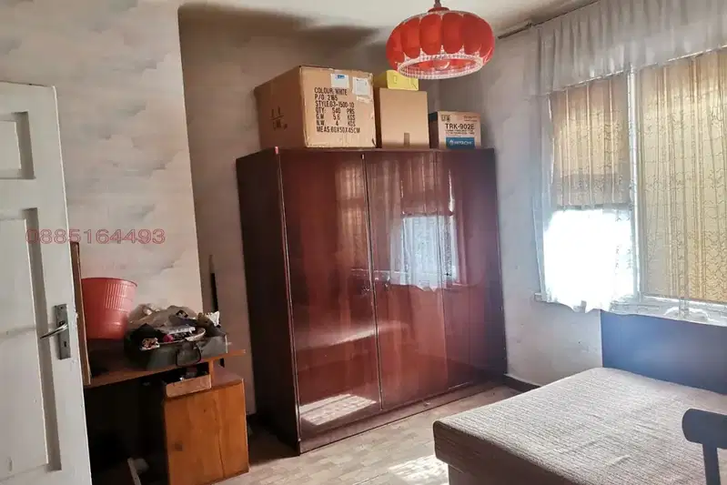 Floor of House in Oblast Plovdiv, Асенов