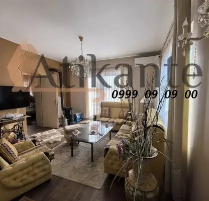 Photo 2 — Floor of House in област София, Samokov