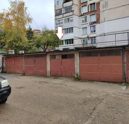 Снимка 3 — Гараж/Паркомясто във Велико Търново, Колю Фичето