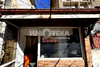 Гараж/Паркомясто във Варна, Левски 1