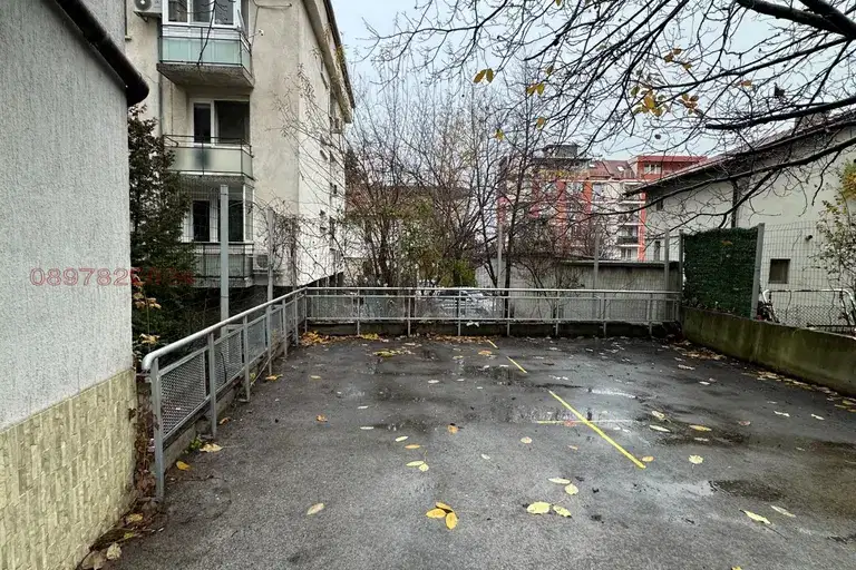 Гараж/Паркомясто в София, Овча купел