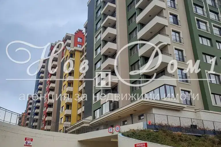 Garage/Parking in Varna, Pobeda