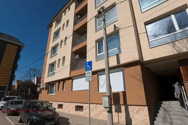 Гараж/Паркомясто в София, Триъгълника