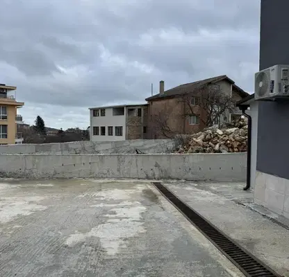 Photo 2 — Garage/Parking in Varna, Vinica