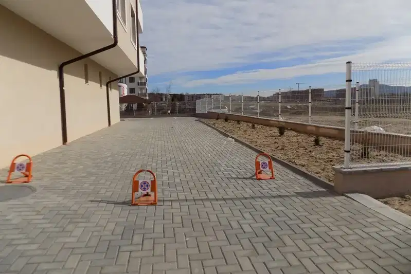 Garage/Parking in Kyrdjali, Vyzrojdenci