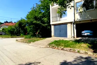 Гараж/Паркомясто във Велико Търново, Стражица